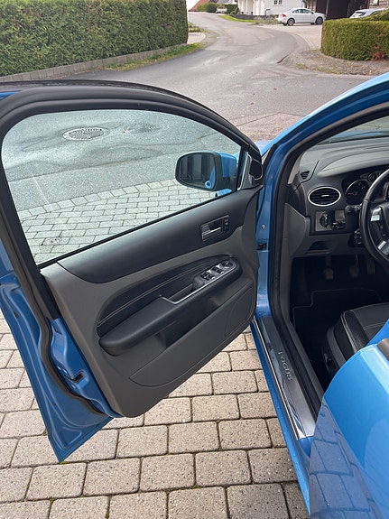 Ford Focus 26 of 30