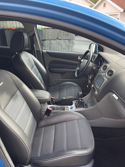Ford Focus 24 of 30