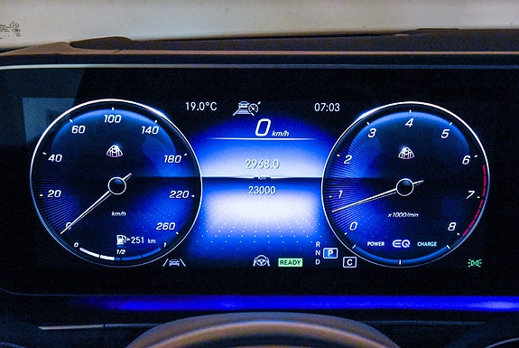 Mercedes-Benz GLS600 20 of 30