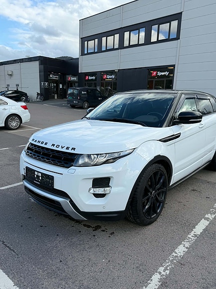Land Rover Range Rover 2 of 28