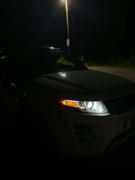 Land Rover Range Rover 26 of 28