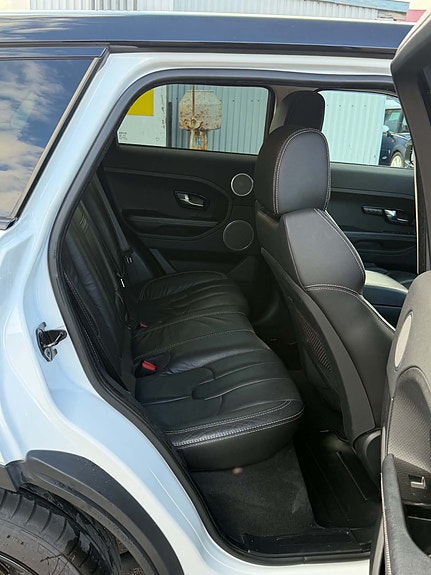 Land Rover Range Rover 14 of 28