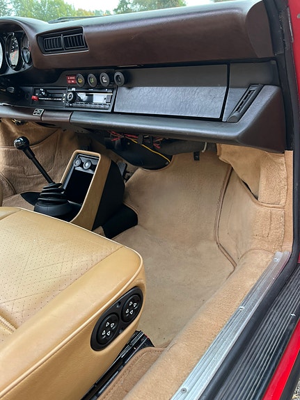 Porsche 911 10 of 30