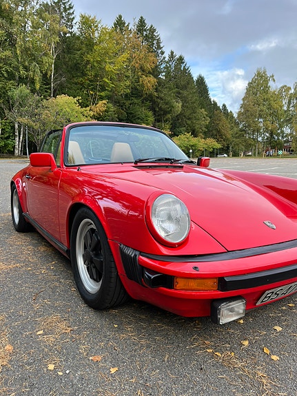Porsche 911 5 of 30