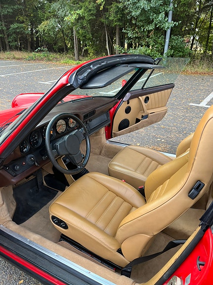 Porsche 911 12 of 30