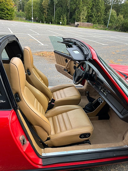Porsche 911 9 of 30
