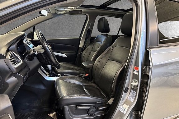 Suzuki SX4 S-Cross 9 of 25
