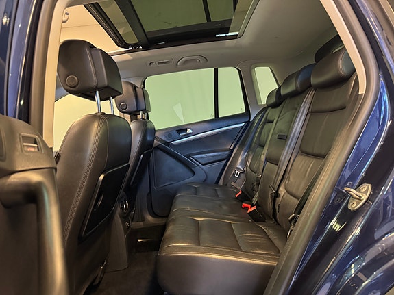 Volkswagen Tiguan 14 of 24