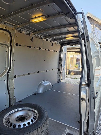 Mercedes-Benz Sprinter 316 11 of 16