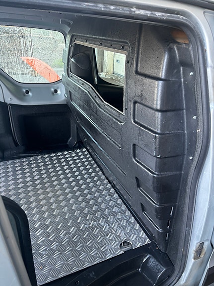 Citroen Berlingo 15 of 30
