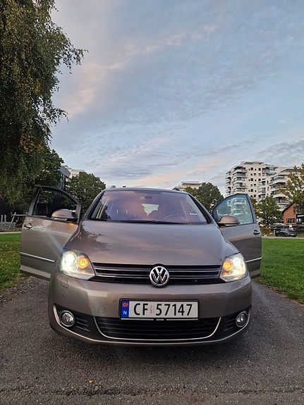 Volkswagen Golf Plus 4 of 26