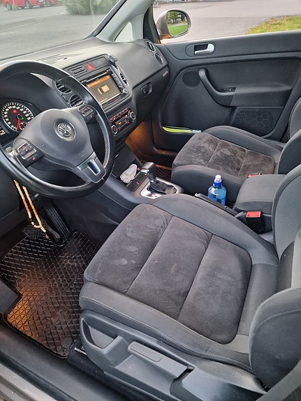 Volkswagen Golf Plus 22 of 26