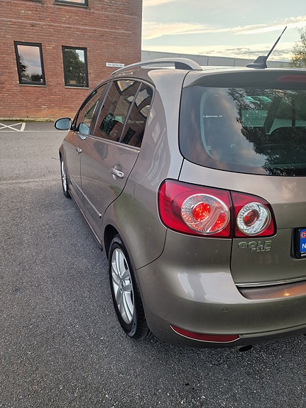 Volkswagen Golf Plus 10 of 26