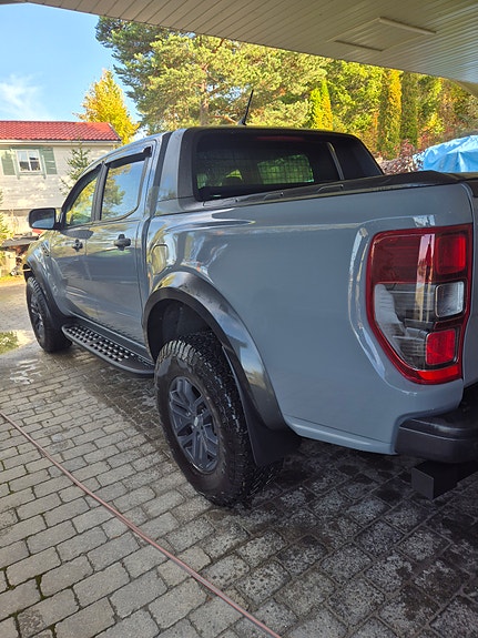 Ford Ranger Raptor 15 of 30