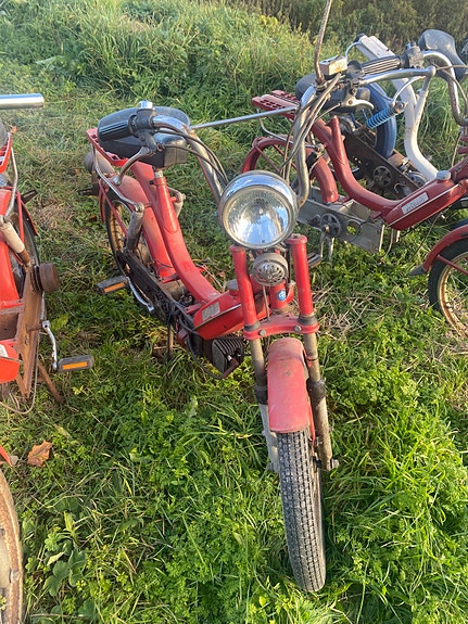 Vespa Bravo 7 of 21