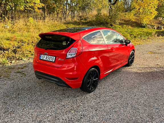 Ford Fiesta 3 of 9