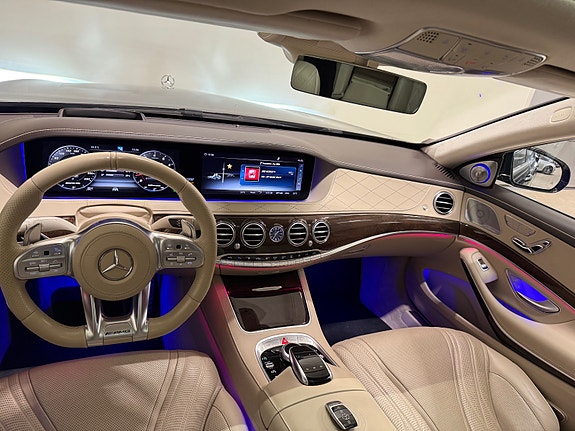 Mercedes-Benz S63 26 of 30