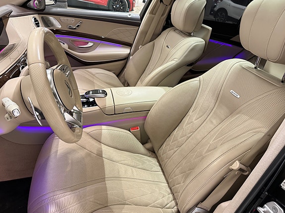 Mercedes-Benz S63 28 of 30