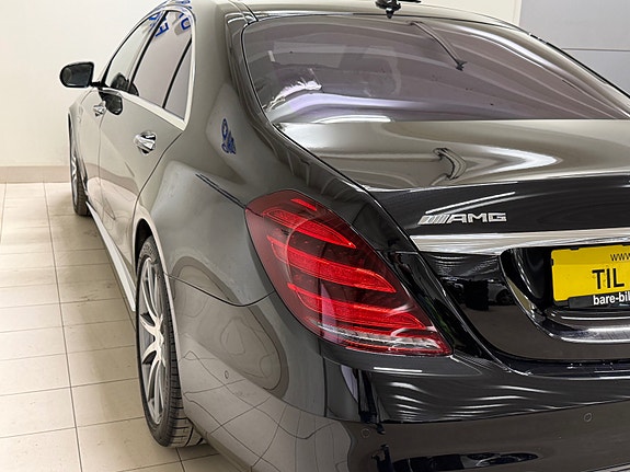Mercedes-Benz S63 21 of 30