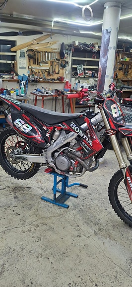 Honda Crf 450r 6 of 7
