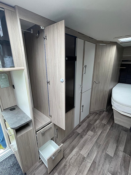 KABE Royal 600 XL KS HØSTKAMPANJE! ALDE/ MARKISE/ AUT.STIGTRINN MM. 16 of 28
