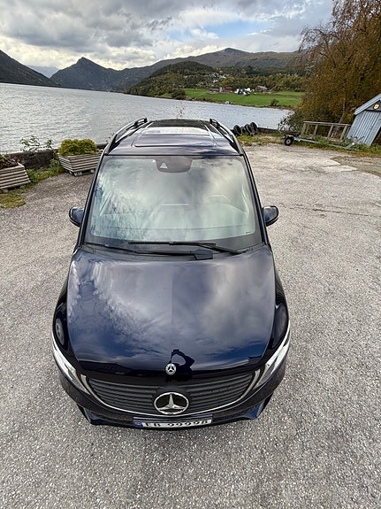 Mercedes-Benz EQV300 16 of 30
