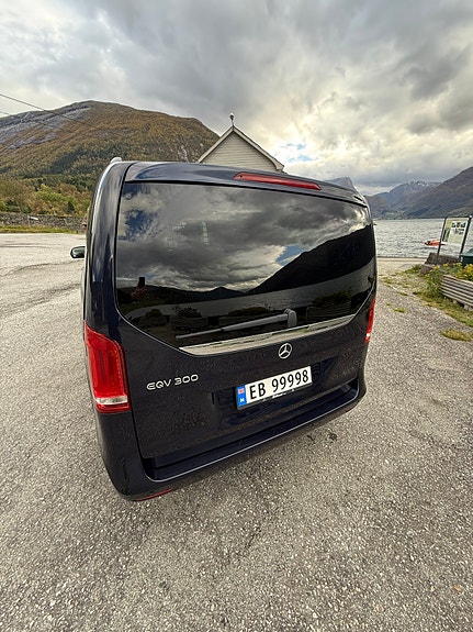 Mercedes-Benz EQV300 11 of 30