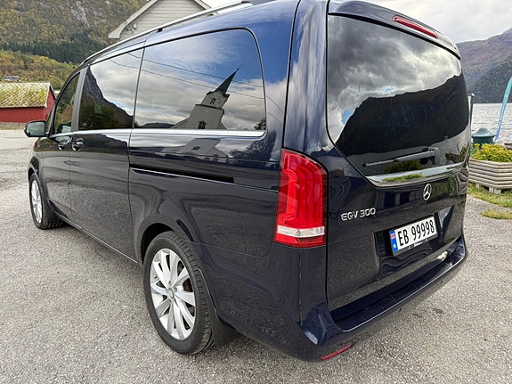 Mercedes-Benz EQV300 21 of 30