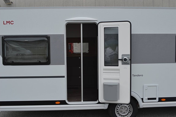 LMC Tandero 500 E HØSTKAMPANJE! Enkle senger / Truma / gulvvarme 11 of 23