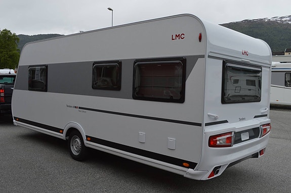 LMC Tandero 500 E HØSTKAMPANJE! Enkle senger / Truma / gulvvarme 8 of 23