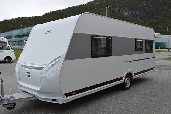 LMC Tandero 500 E HØSTKAMPANJE! Enkle senger / Truma / gulvvarme 9 of 23