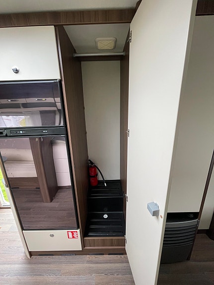 Bürstner Averso Nordic 580 TS HØSTKAMPANJE! Lyst skinn / skapseng / Dusj 23 of 25
