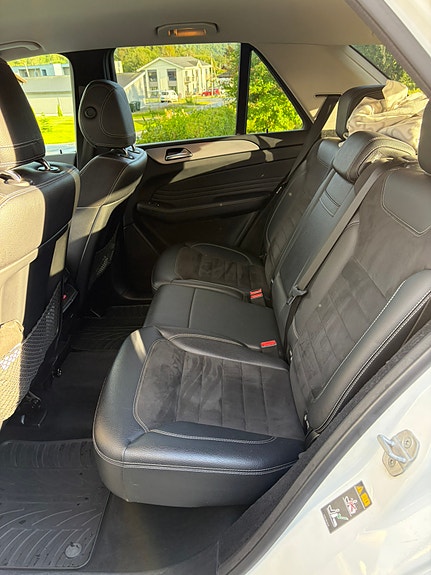 Mercedes-Benz ML250 15 of 30