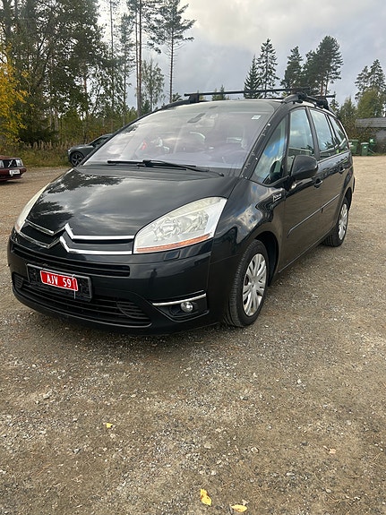 Citroen Grand C4 Picasso 4 of 30
