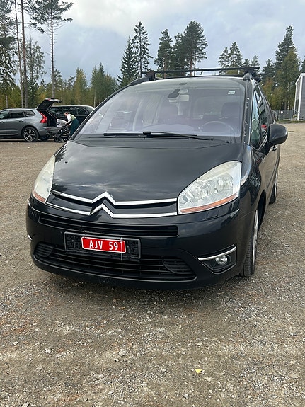 Citroen Grand C4 Picasso 3 of 30