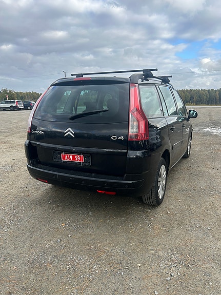 Citroen Grand C4 Picasso 13 of 30