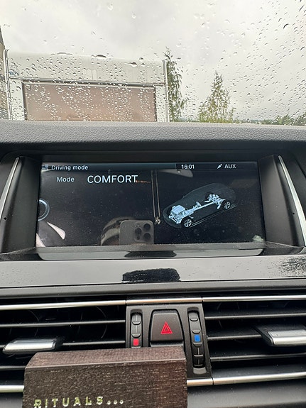 BMW 525d 28 of 30