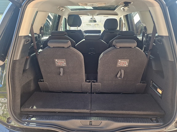Citroen Grand C4 Picasso 9 of 12