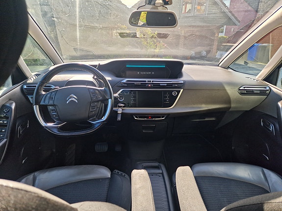 Citroen Grand C4 Picasso 7 of 12