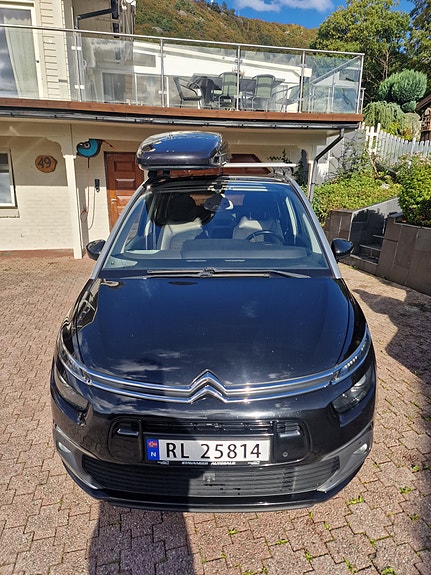 Citroen Grand C4 Picasso 3 of 12
