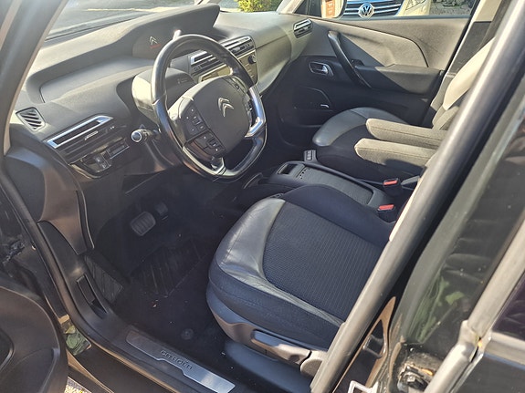 Citroen Grand C4 Picasso 5 of 12