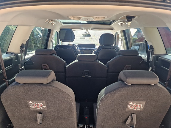 Citroen Grand C4 Picasso 6 of 12