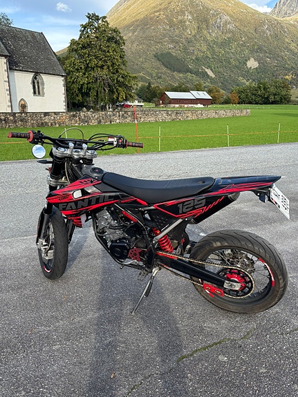 Fantic XMF 125 3 of 10