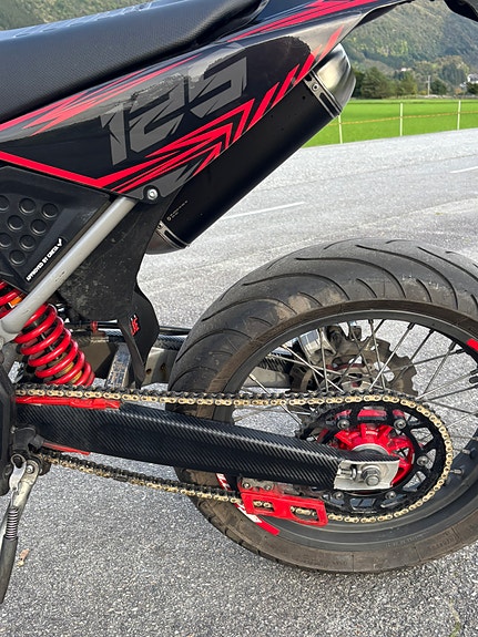 Fantic XMF 125 6 of 10