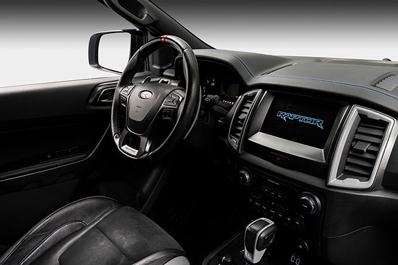 Ford Ranger Raptor 14 of 28