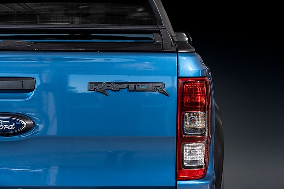 Ford Ranger Raptor 8 of 28