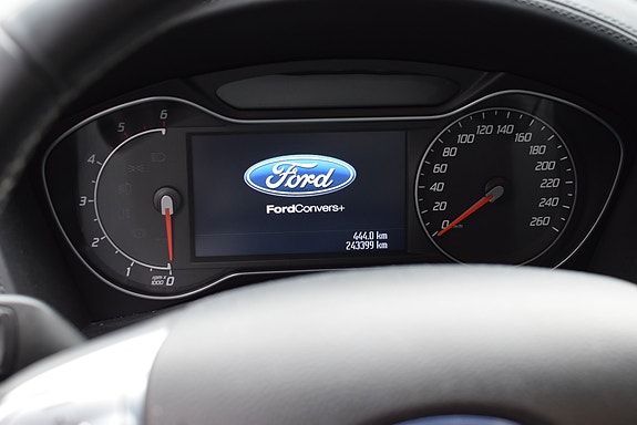 Ford Mondeo 10 of 15