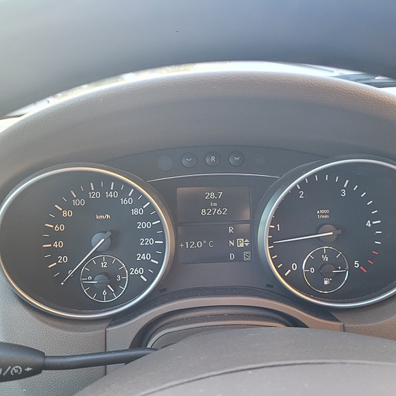 Mercedes-Benz ML280 13 of 30