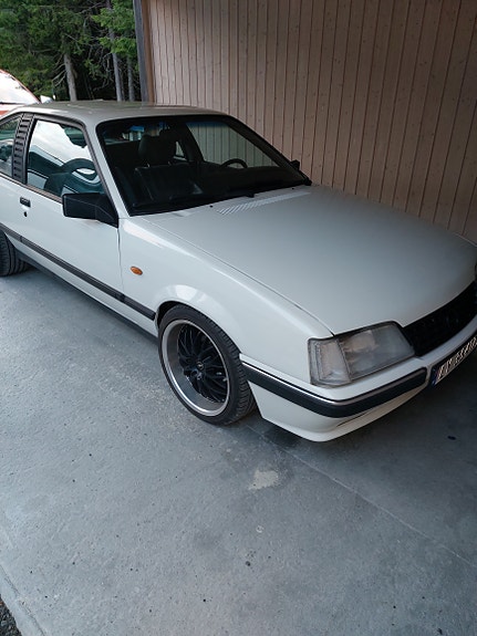 Opel Monza