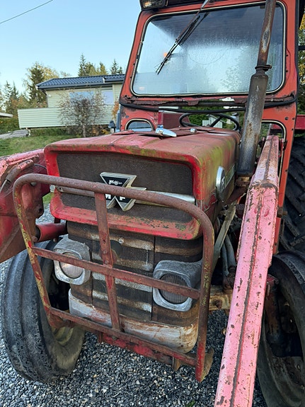 Massey Ferguson 135 8 of 15